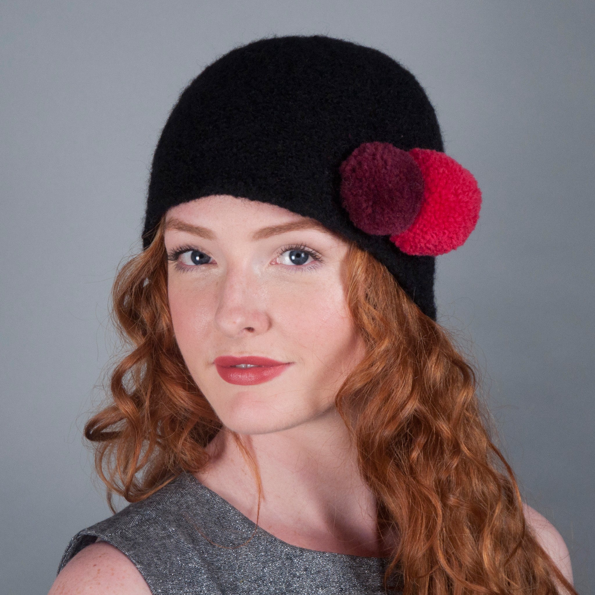 Pom Pom Cloche